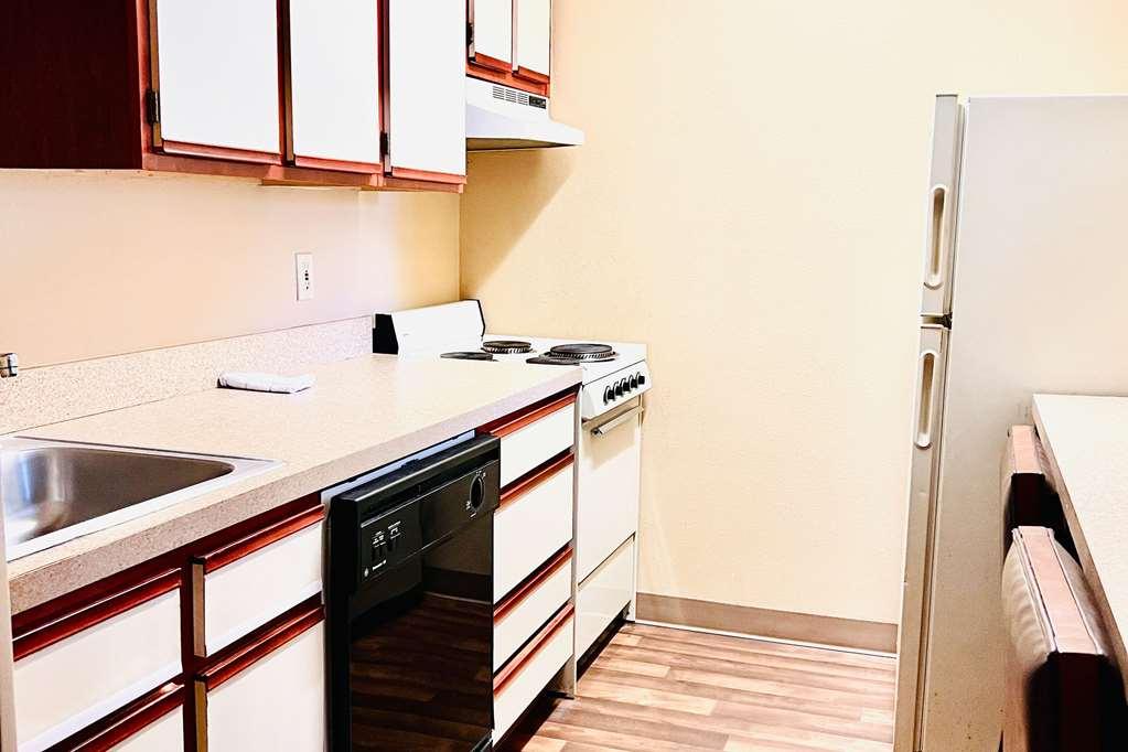 Mainstay Suites Little Rock West Near Medical Centers Room photo